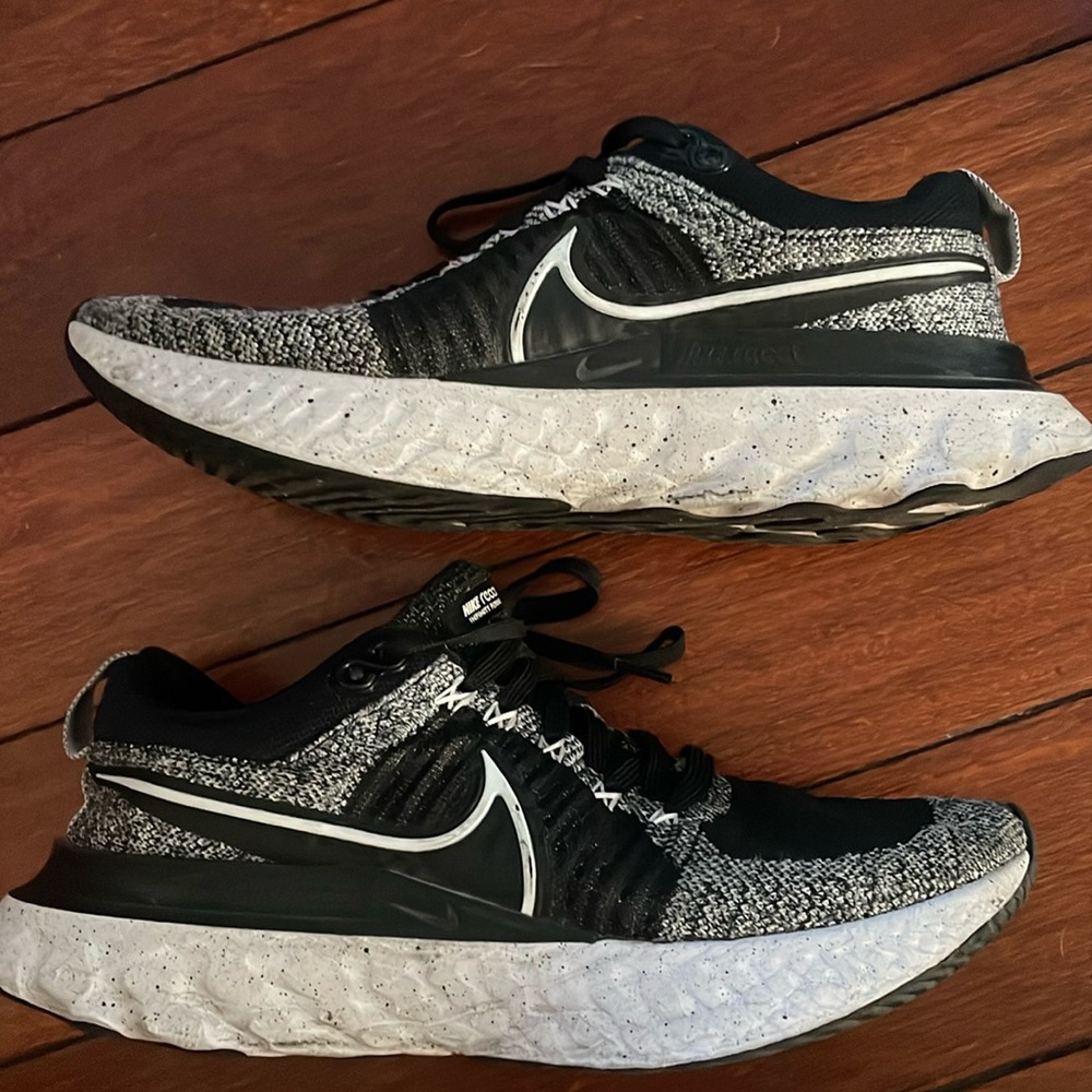 🚨SALE // Nike React Infinity 2 - Picture 2 of 9